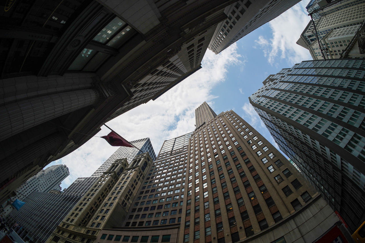 wall street building new york city manhattan financial