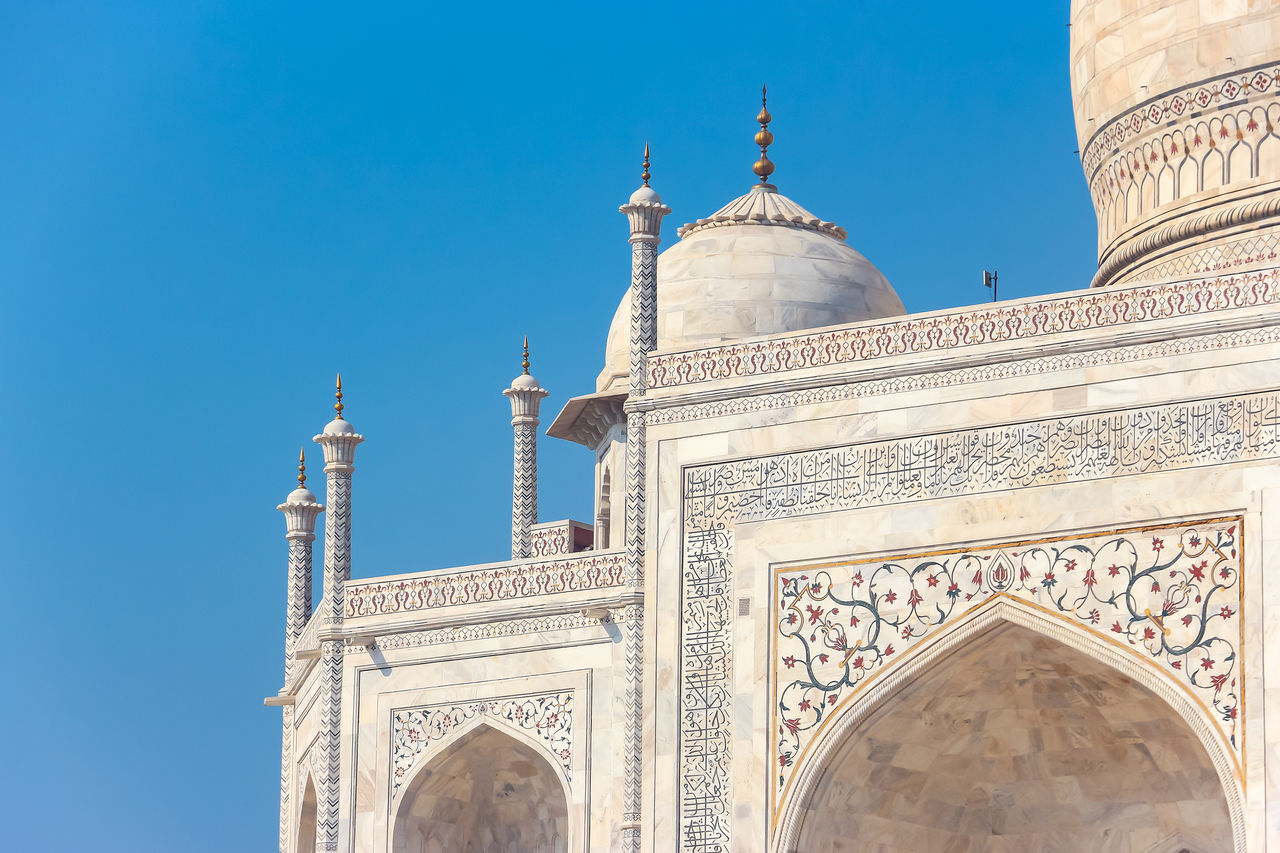 Beautiful architecture of Taj Mahal, Agra, India.